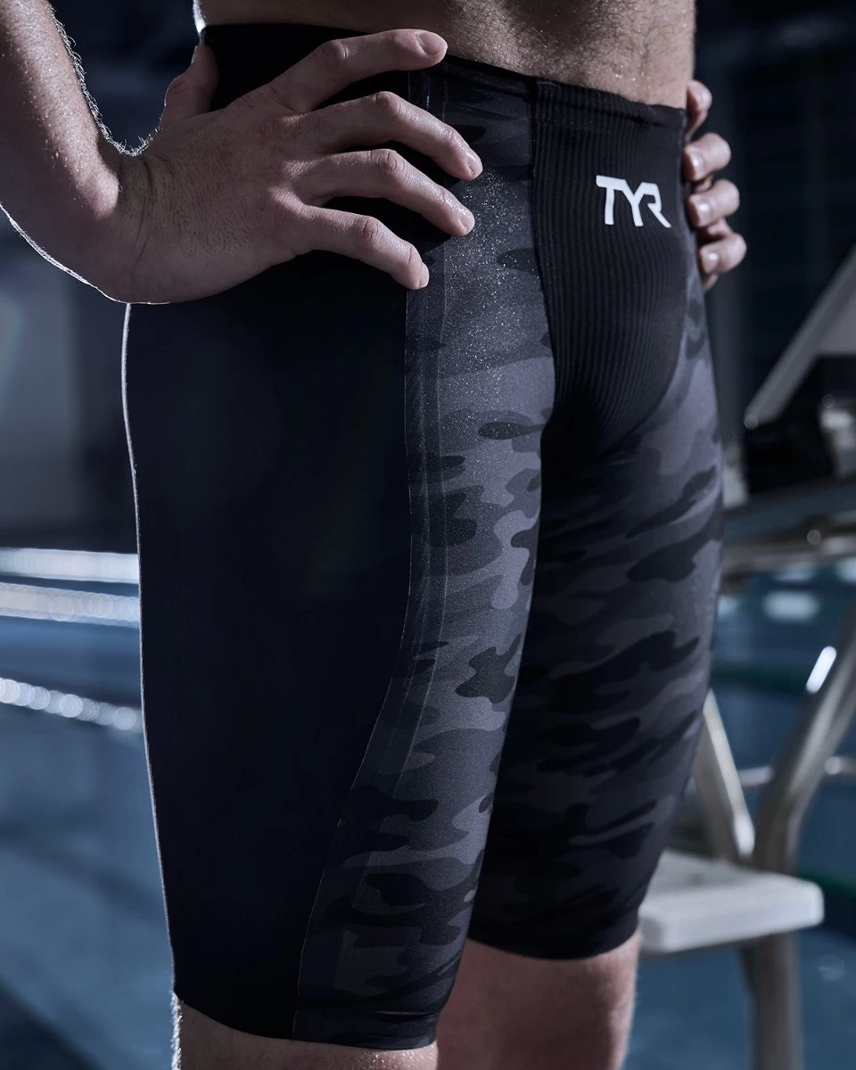 TYR Men's Shockwave High-Waist Jammer Swimsuit - Camo 2 TYR Men's Shockwave High-Waist Jammer Swimsuit - Camo - Image 2