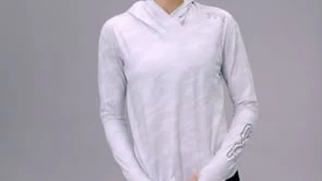 TYR SunDefense™ Women's Vented Hooded Shirt - Camohex 11 TYR SunDefense™ Women's Vented Hooded Shirt - Camohex - Image 11