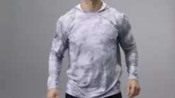 TYR SunDefense™ Men's Vented Hooded Shirt - Turbulent 22 TYR SunDefense™ Men's Vented Hooded Shirt - Turbulent -Tyr 1572244060 c22f6353bbcf80f6628271f5dba67c8123ecf9557bf4128714772ba7aa3932c6 d 295x166