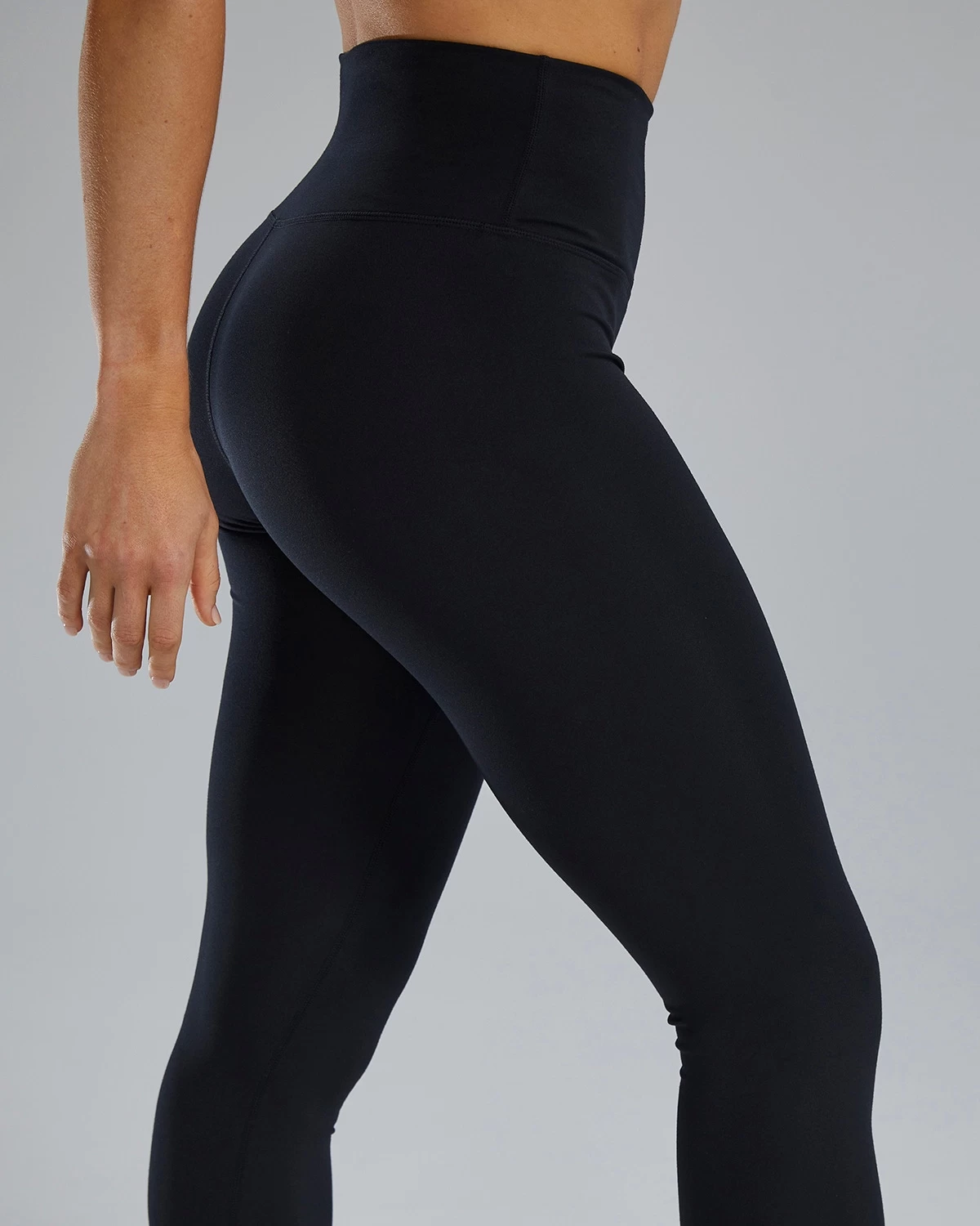 TYR Base Kinetic™ Women's High-Rise Full Length Logo Leggings - Solid 8 TYR Base Kinetic™ Women's High-Rise Full Length Logo Leggings - Solid - Image 8