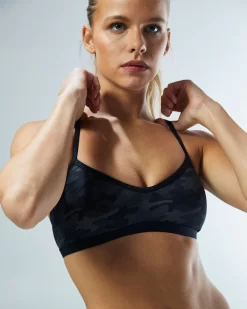 TYR Durafast Elite® Women's Trinity Top - Blackout Camo 16 TYR Durafast Elite® Women's Trinity Top - Blackout Camo -Tyr BTRBCA7A 022 alt09 1 1