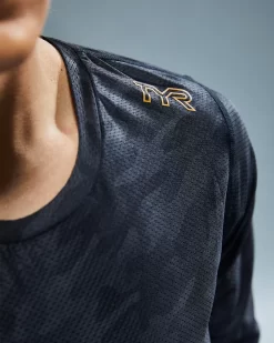 TYR Airtec™ Women's Long Sleeve Tee - Blackout Camo 19 TYR Airtec™ Women's Long Sleeve Tee - Blackout Camo -Tyr FPTLBC3A 001 alt10