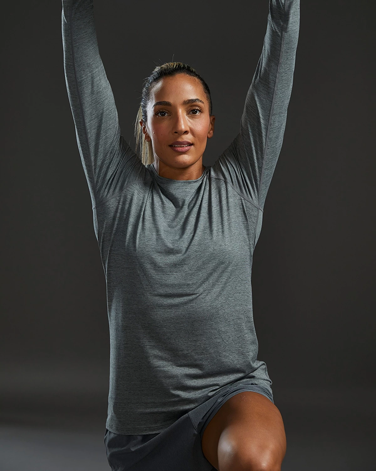 TYR ClimaDry™ Women's Raglan Long Sleeve Tee - Solid / Heather 10 TYR ClimaDry™ Women's Raglan Long Sleeve Tee - Solid / Heather - Image 10