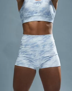 TYR Base Kinetic™ Women's High-Rise 2" Short - Whiteout Camo 17 TYR Base Kinetic™ Women's High-Rise 2" Short - Whiteout Camo -Tyr FTMRSW3A 100 alt08