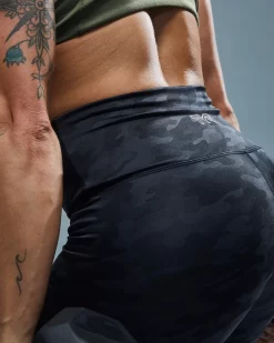 TYR Base Kinetic™ Women's High-Rise 3/4 Leggings - Blackout Camo 18 TYR Base Kinetic™ Women's High-Rise 3/4 Leggings - Blackout Camo -Tyr FTTMRB3A 001 alt07