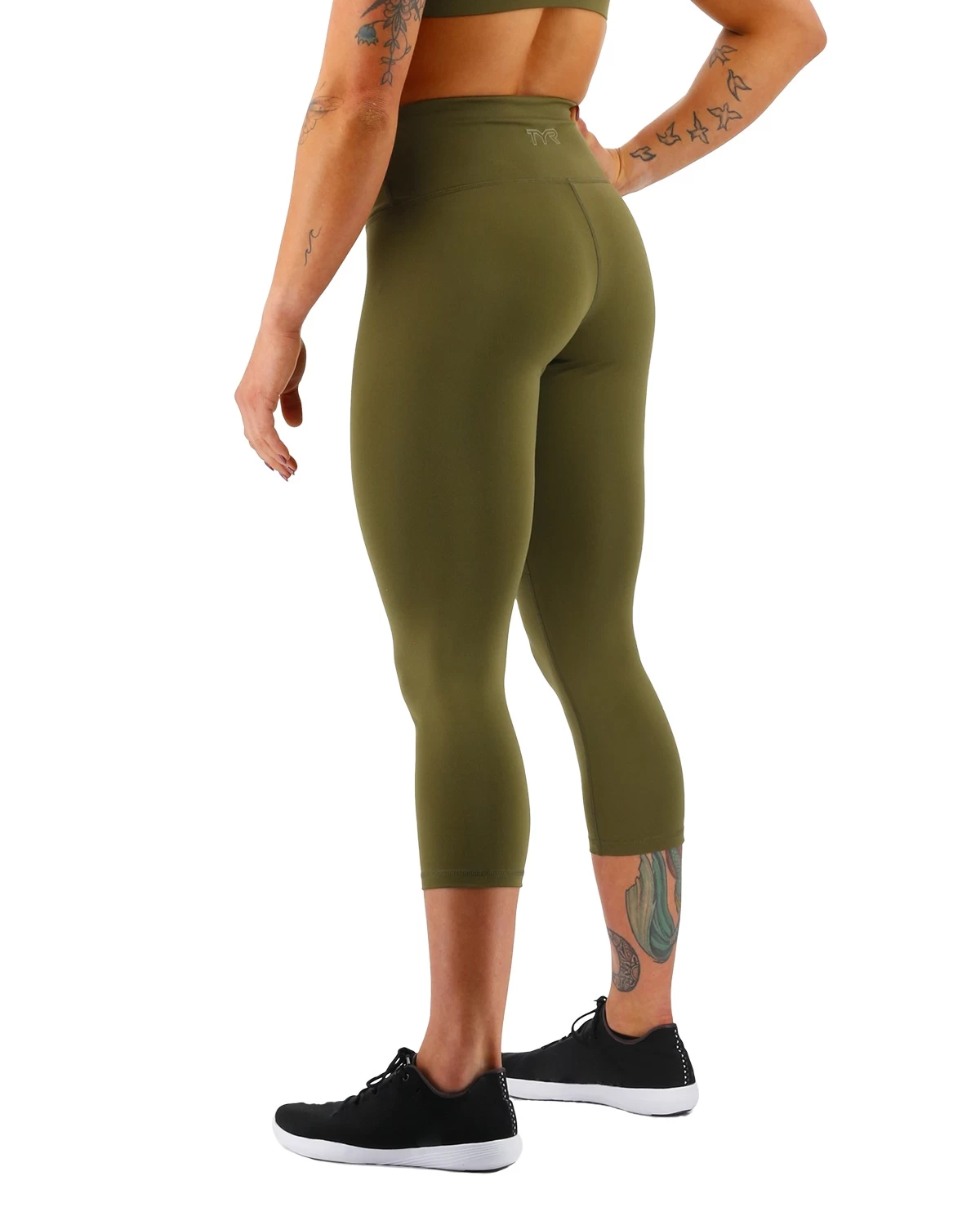 TYR Base Kinetic™ Women's High-Rise 3/4 Leggings - Solid 4 TYR Base Kinetic™ Women's High-Rise 3/4 Leggings - Solid - Image 4