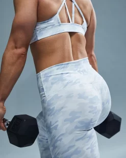 TYR Base Kinetic™ Women's High-Rise 3/4 Leggings - Whiteout Camo 18 TYR Base Kinetic™ Women's High-Rise 3/4 Leggings - Whiteout Camo -Tyr FTTMRW3A 100 alt09