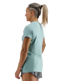 TYR ClimaDry™ Women's Raglan Tee - Solid / Heather 10 TYR ClimaDry™ Women's Raglan Tee - Solid / Heather -Tyr FTTRSO3A 985 alt04