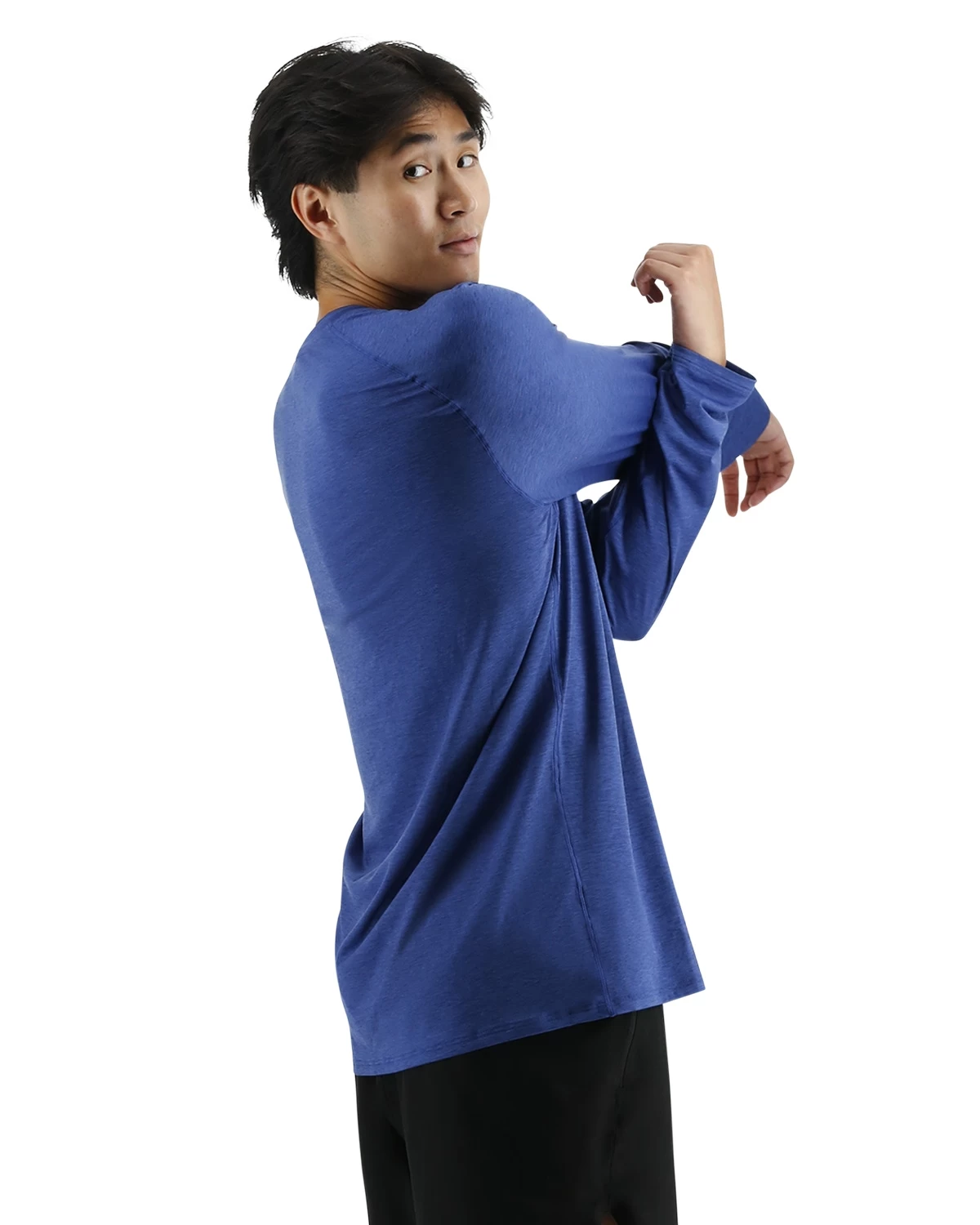 TYR ClimaDry™ Men's Raglan Long Sleeve Tech Tee - Solid / Heather 5 TYR ClimaDry™ Men's Raglan Long Sleeve Tech Tee - Solid / Heather - Image 5