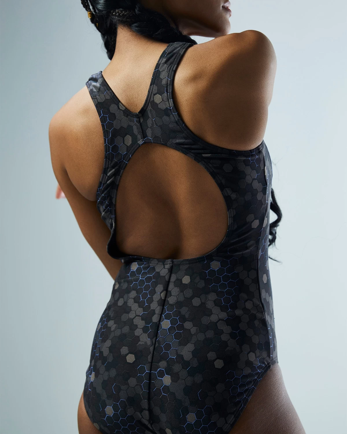 TYR Durafast Elite® Women's Max Splice Controlfit Swimsuit - Carbon Hex 10 TYR Durafast Elite® Women's Max Splice Controlfit Swimsuit - Carbon Hex - Image 10