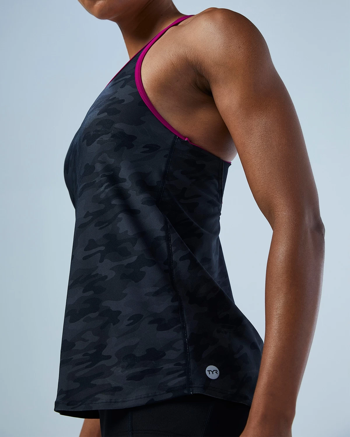TYR Durafast Elite® Women's Taylor Tank - Blackout Camo 8 TYR Durafast Elite® Women's Taylor Tank - Blackout Camo - Image 8
