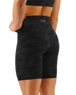 TYR Base Kinetic™ Women's High-Rise 8" Shorts - Blackout Camo 13 TYR Base Kinetic™ Women's High-Rise 8" Shorts - Blackout Camo -Tyr ftehsb3a 001 alt04 5