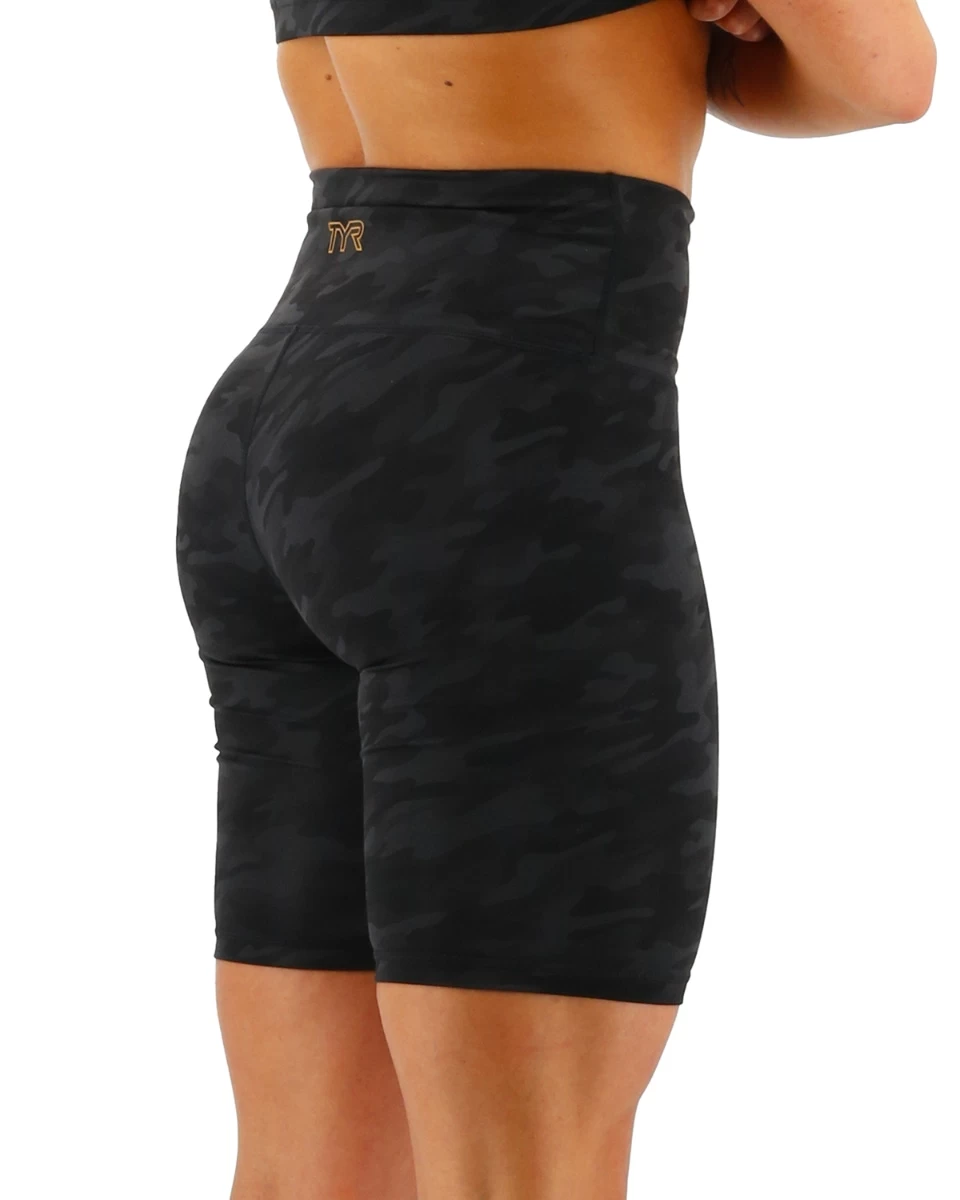 TYR Base Kinetic™ Women's High-Rise 8" Shorts - Blackout Camo 5 TYR Base Kinetic™ Women's High-Rise 8" Shorts - Blackout Camo - Image 5