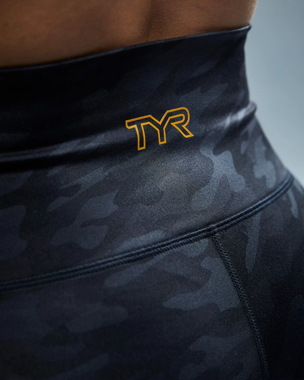 TYR Base Kinetic™ Women's High-Rise 2" Shorts - Blackout Camo 9 TYR Base Kinetic™ Women's High-Rise 2" Shorts - Blackout Camo - Image 9